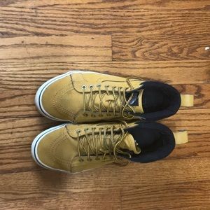 Vans suede high top skate shoes tan men’s 9